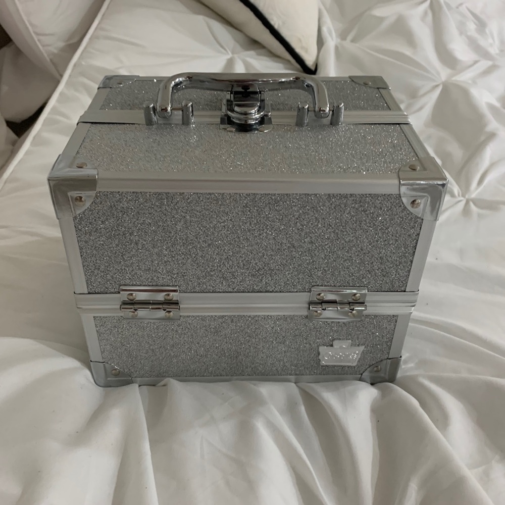 Silver Glitter Makeup/Jewelry Box